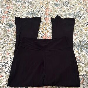 Lululemon Women's Black flair legging